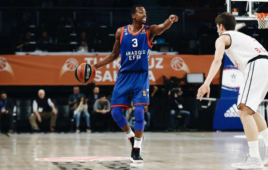  斯特拉斯堡定位球战术奏效，一球小胜收获宝贵三分